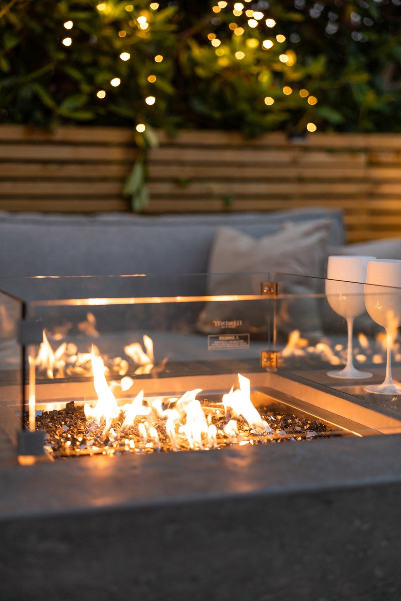 Manhattan - fire table