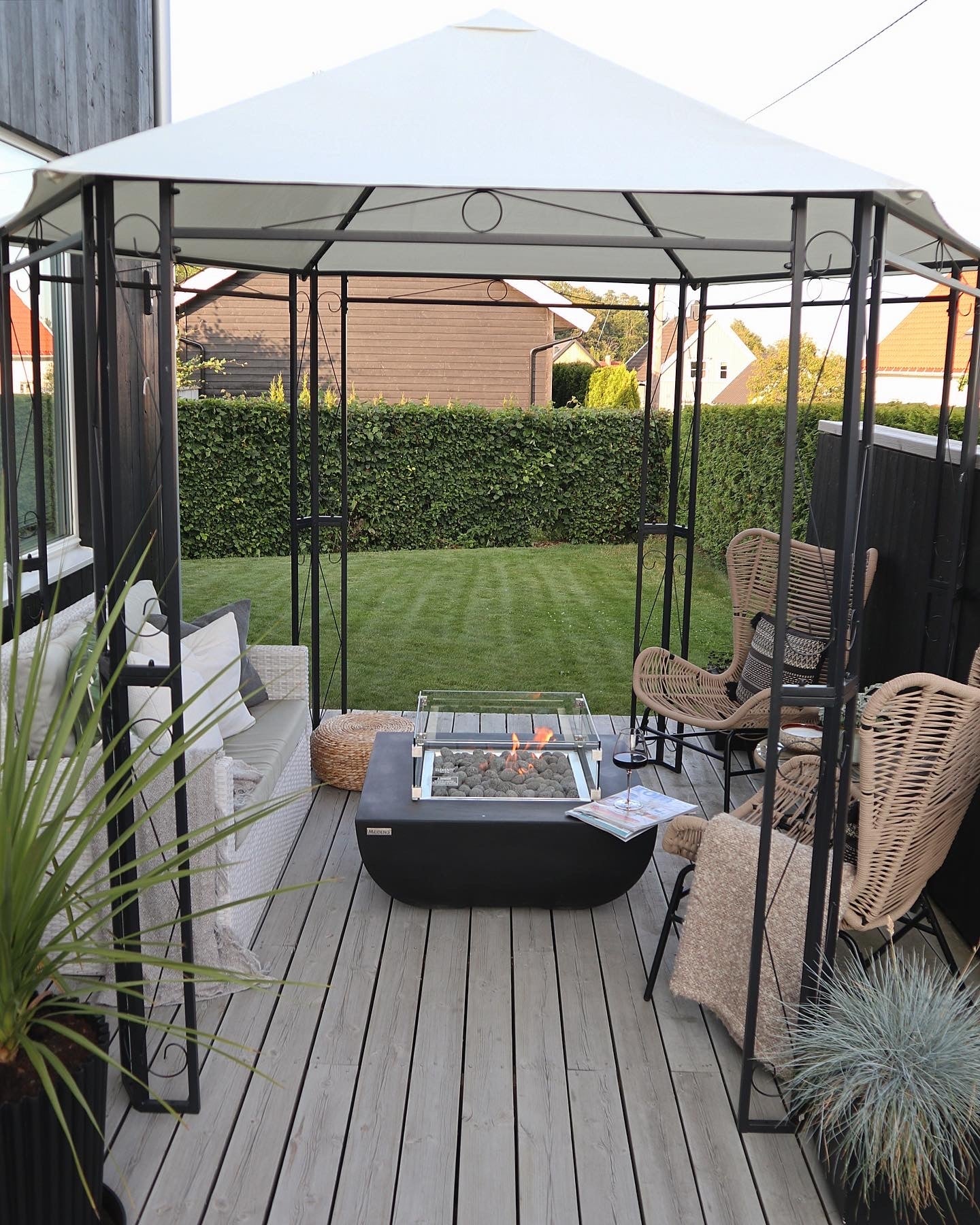 Aurora_Feuertisch_Outdoor_Garten_Gartenmoebelshop