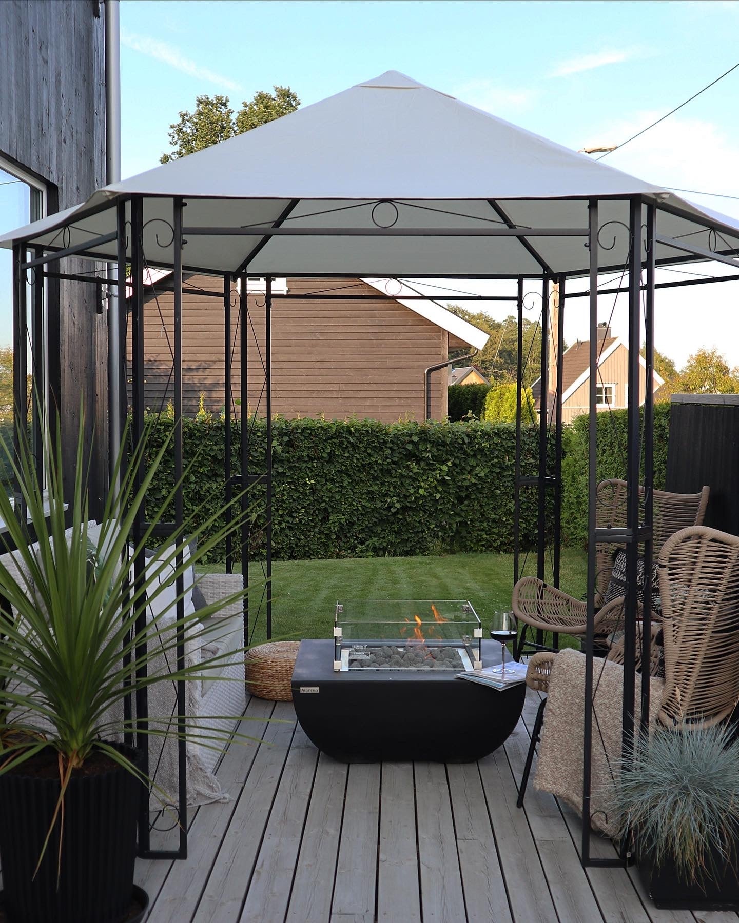 Aurora_Feuertisch_Outdoor_Garten_Gartenmoebelshop