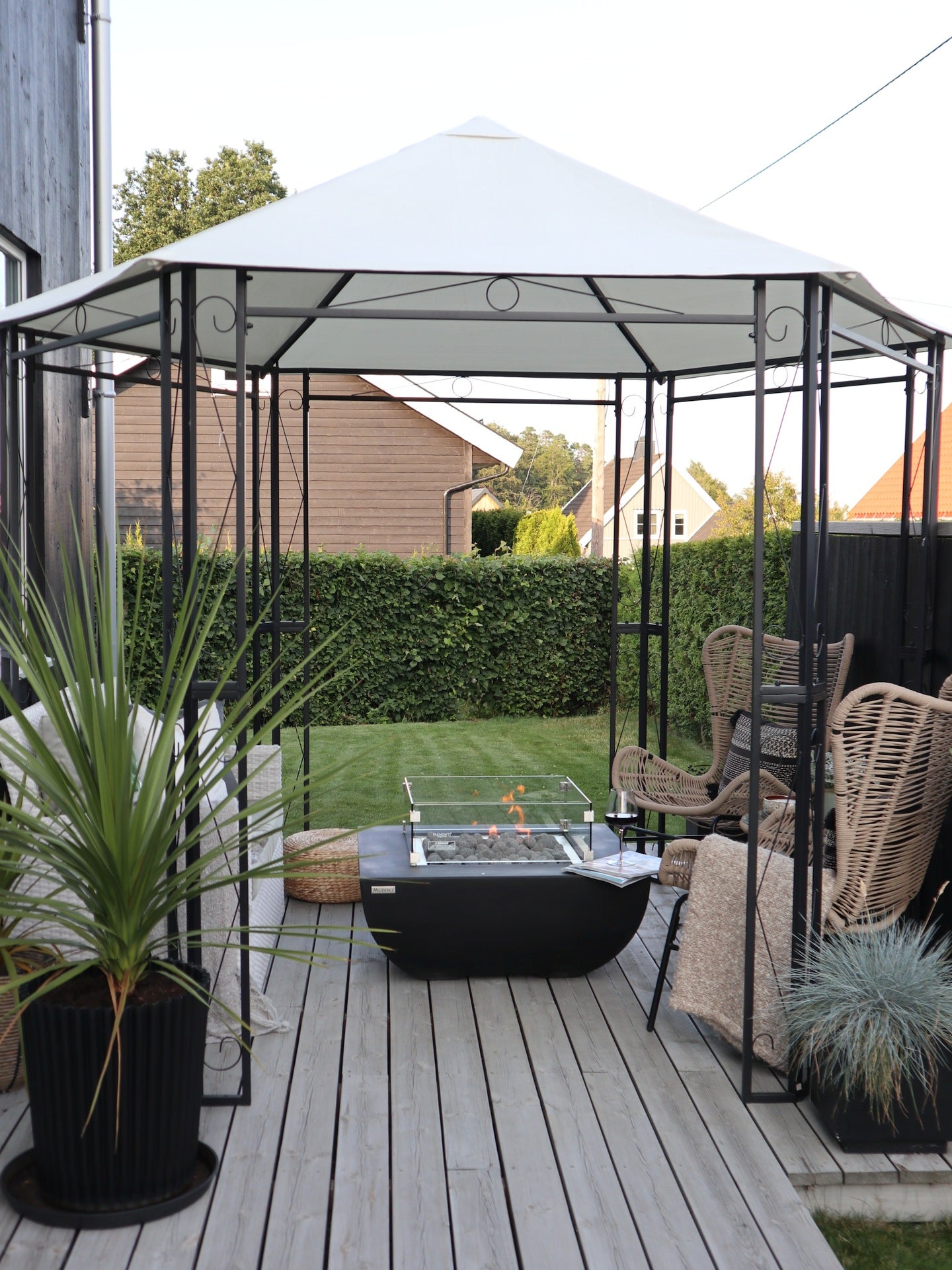 Aurora_Feuertisch_Outdoor_Garten_Gartenmoebelshop