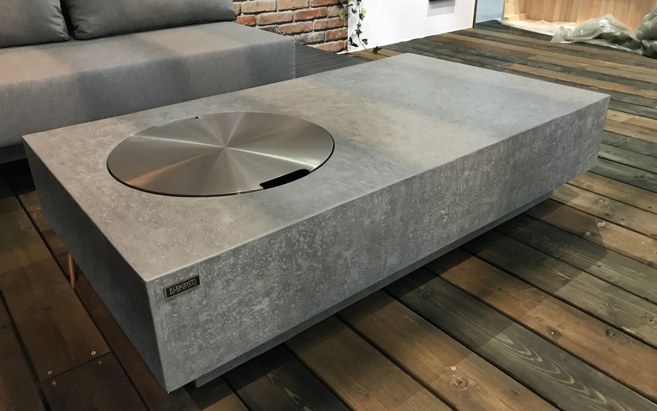 Fireplace cover for fire tables