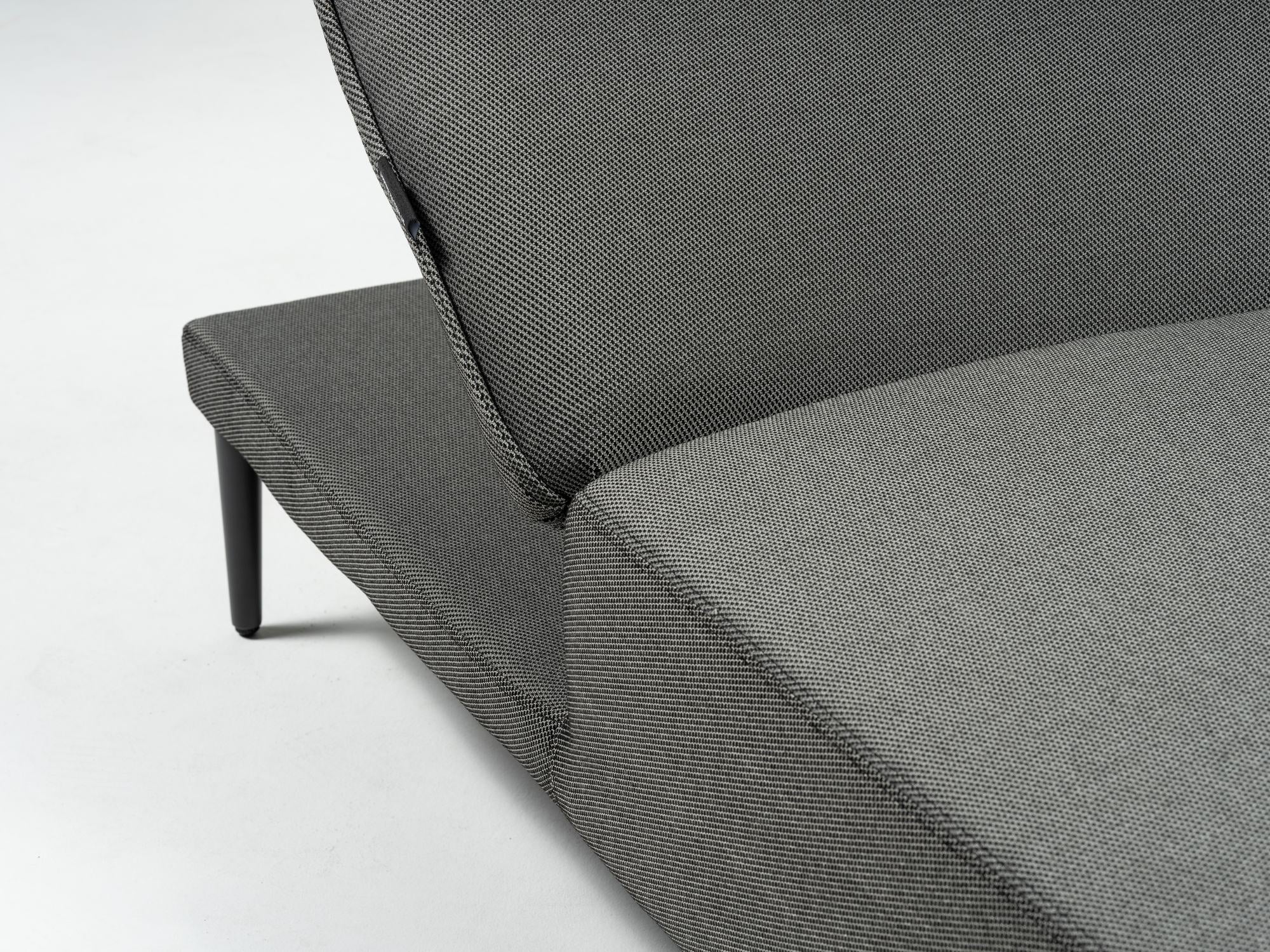 Doppelte Sonnenliege Stephan-Double in Creme oder Anthrazit mit Axroma-Stoffbezug, wasserundurchlässigem Überzug, individuell verstellbaren Rückenteilen und Aluminiumbeinen - Gartenmöbelshop.at