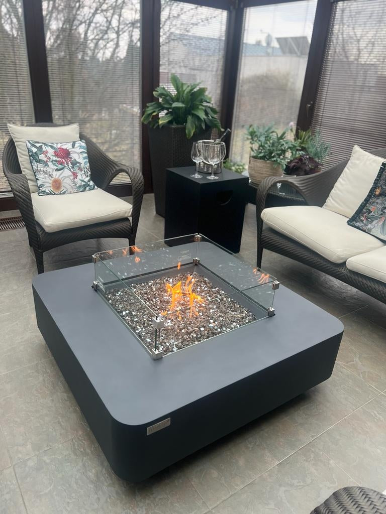 Bergamo - fire table