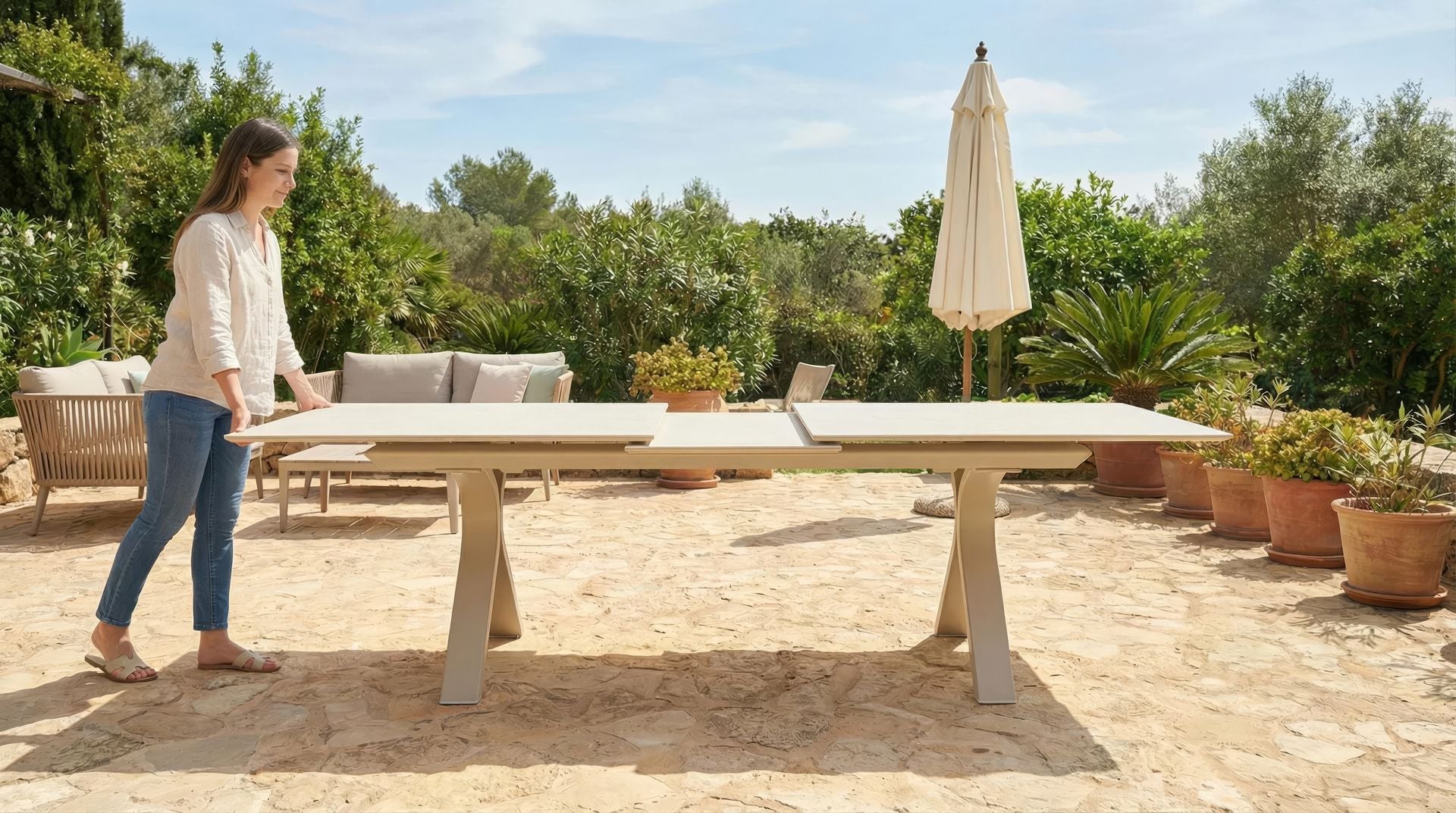 Cameron garden table 