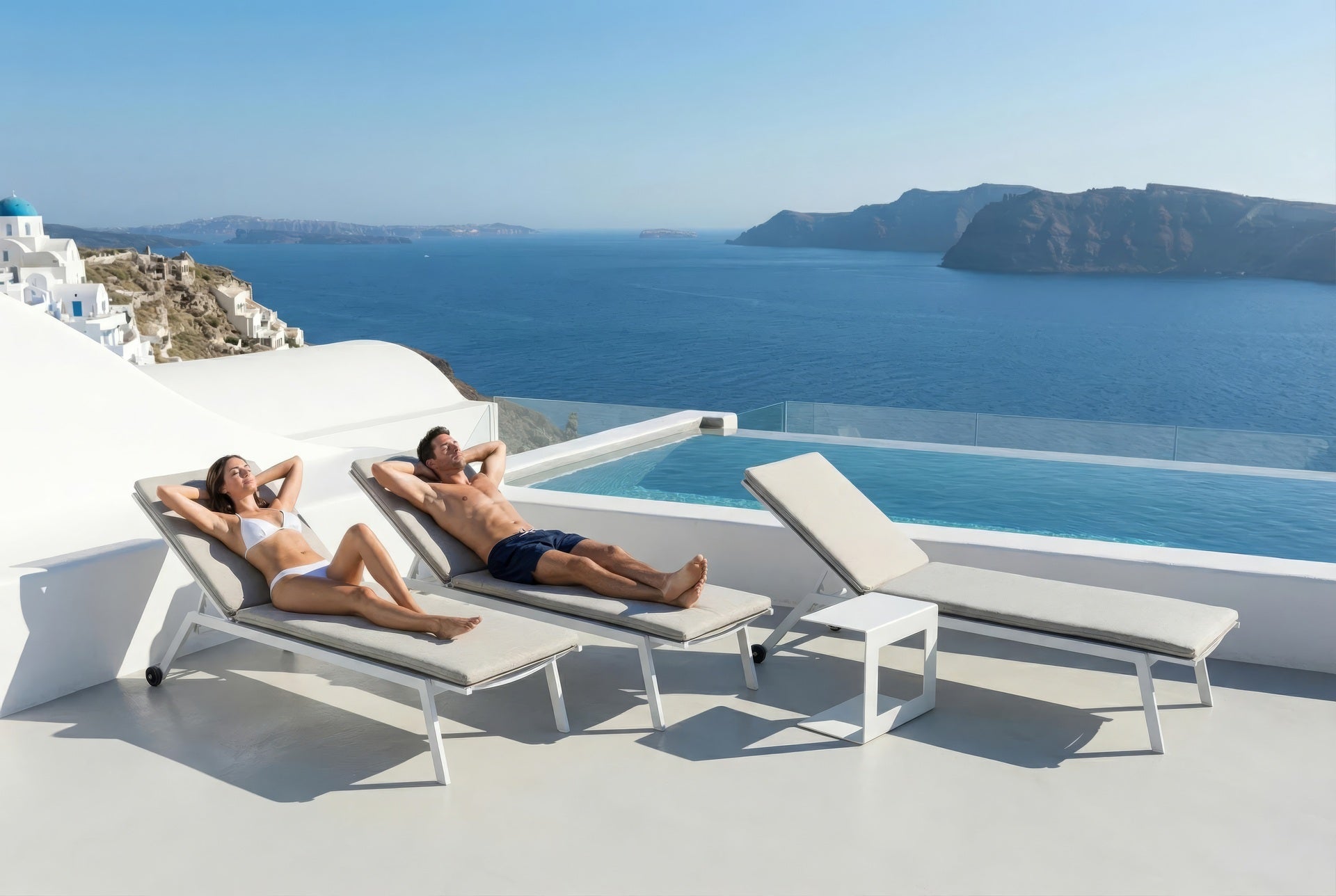 Sonnenliege Charlie mit Aluminiumgestell in Anthrazit oder Weiß, Textilen-Bespannung und witterungsbeständigem Kissen.