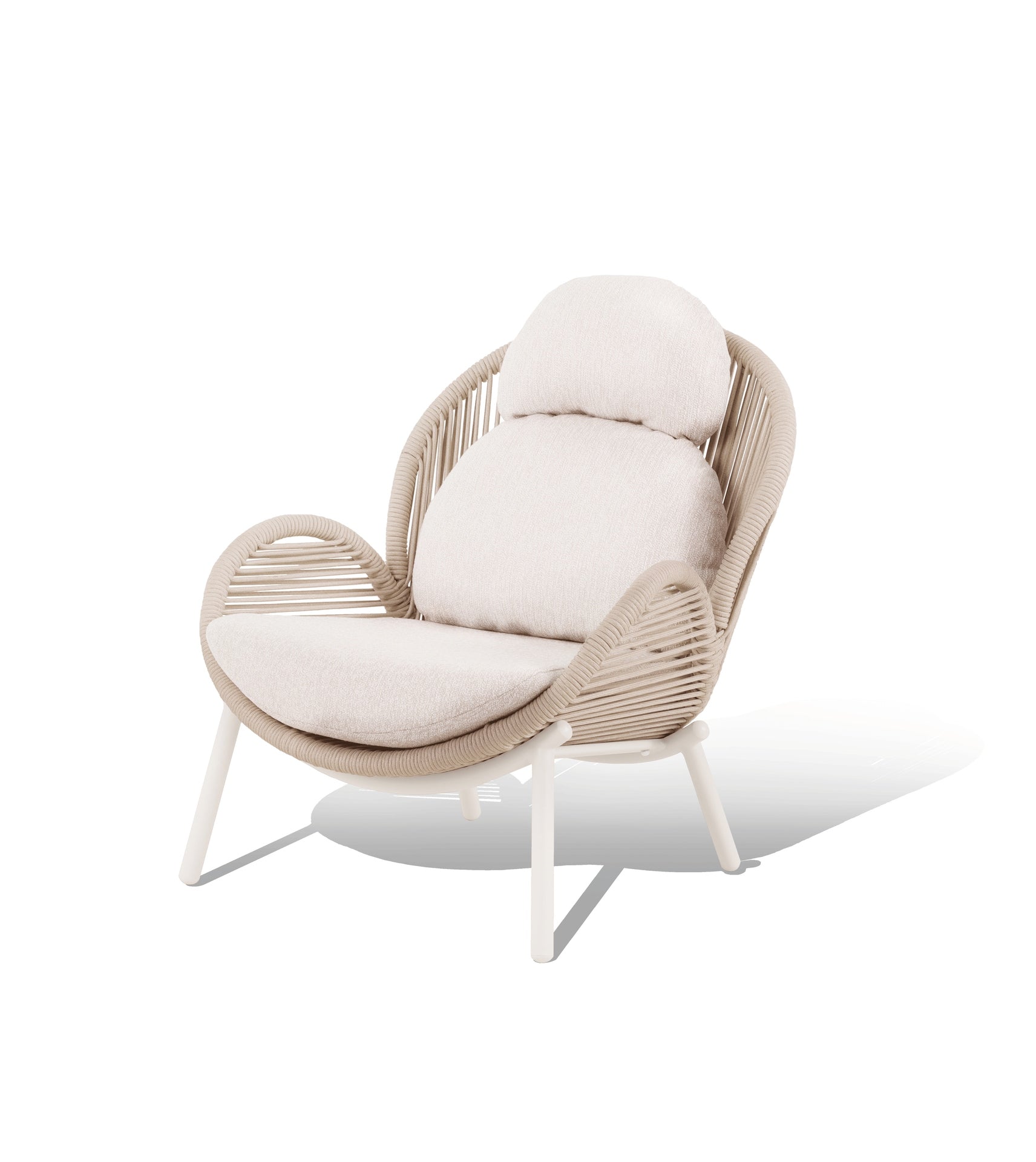 Loungegruppe Honey mit 2-Sitzer-Bank, zwei Fauteuils, Outdoor-Kissen und Sinterstone-Couchtisch in Grau oder Ivory
