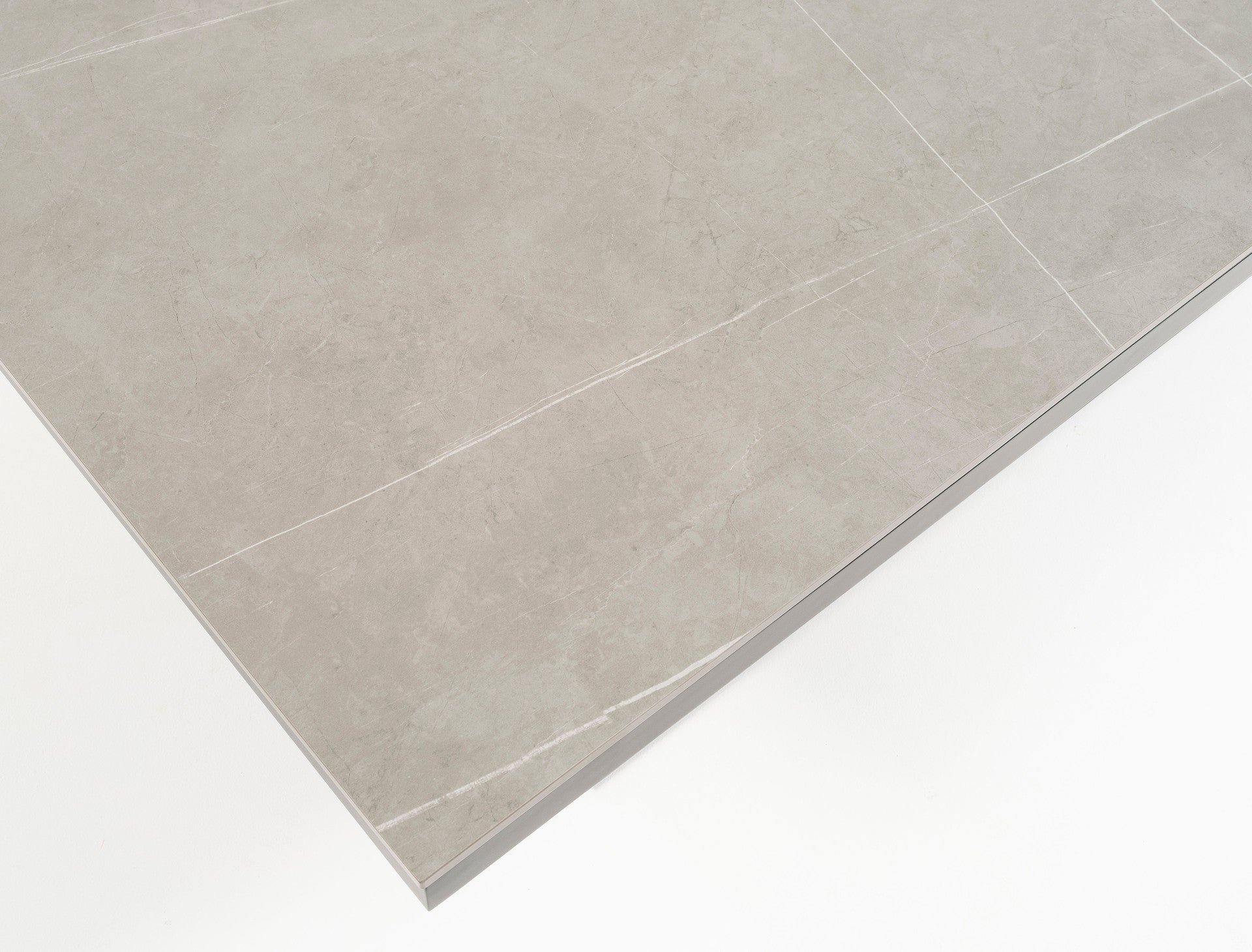 Eckbankgruppe Lara mit höhenverstellbarem Tisch, Sinterstone Tischplatte und Aluminiumgestell in Anthrazit