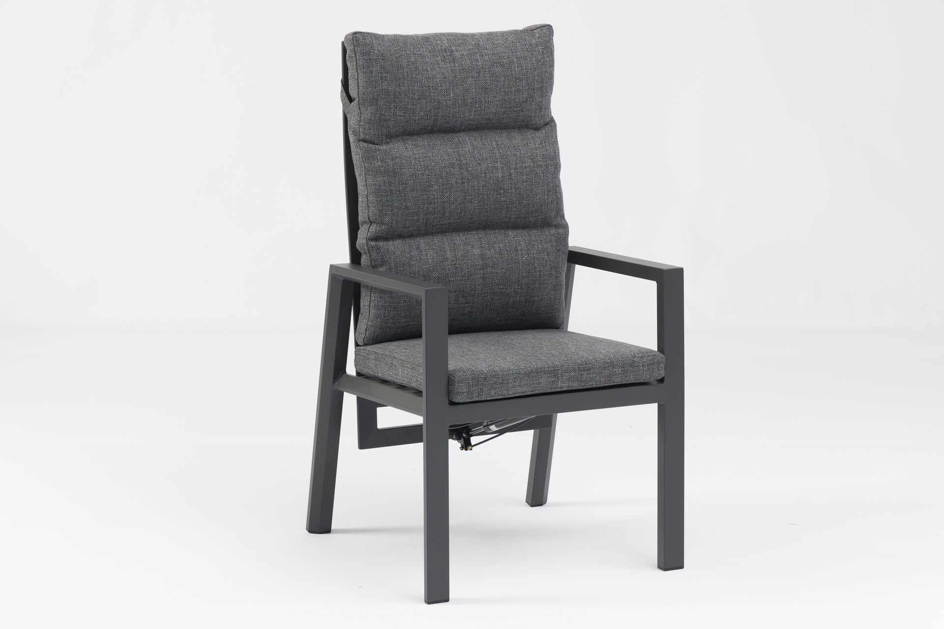 Nicosia Eckbankgruppe mit höhenverstellbarem Ausziehtisch und verstellbaren Rückenlehnen