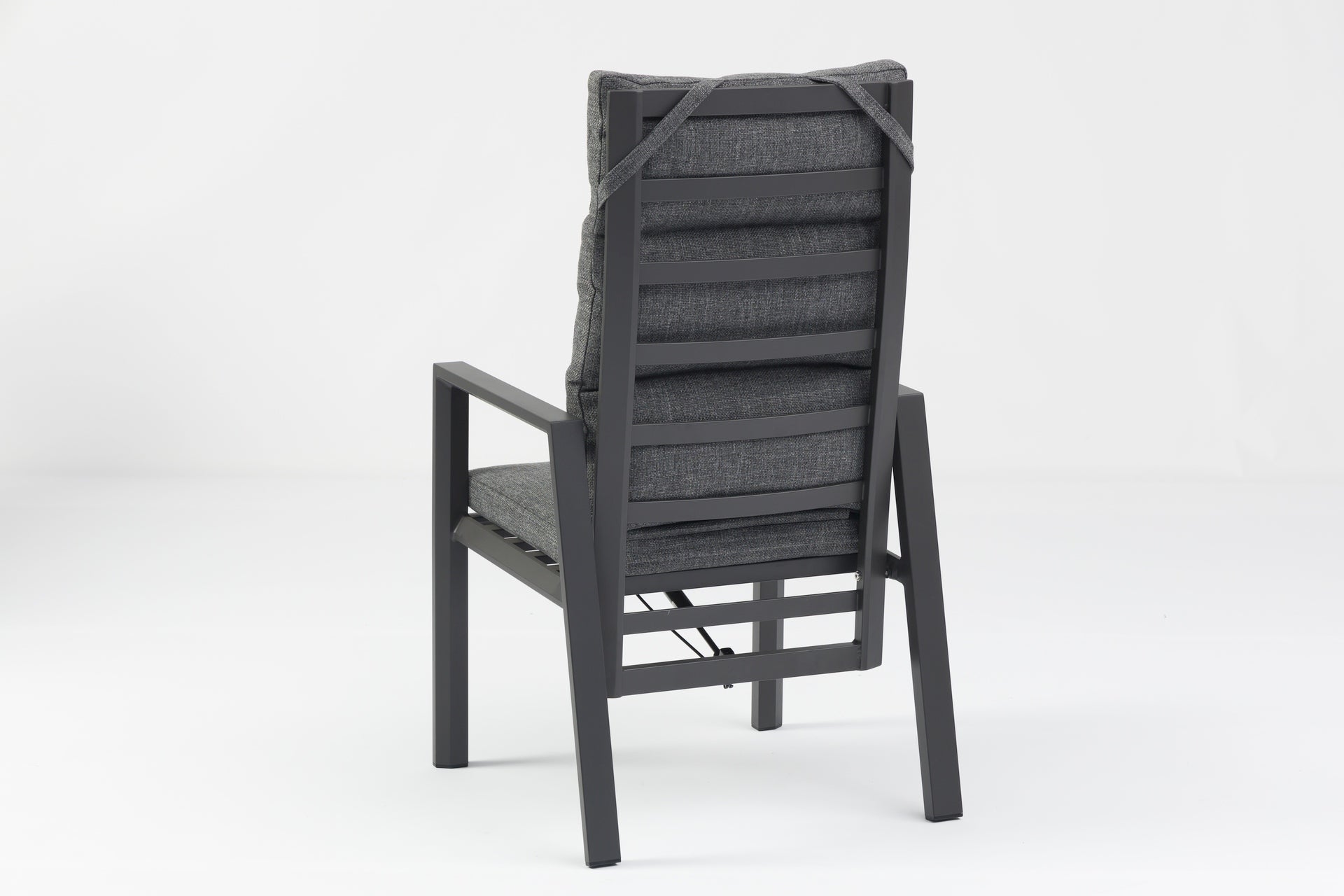 Nicosia Eckbankgruppe mit höhenverstellbarem Ausziehtisch und verstellbaren Rückenlehnen