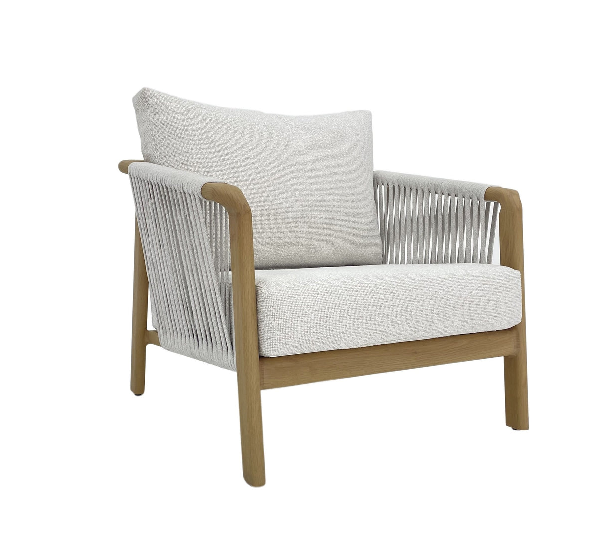 Olenna Fauteuil mit Ivory-Schnürung – schräge Vorderansicht