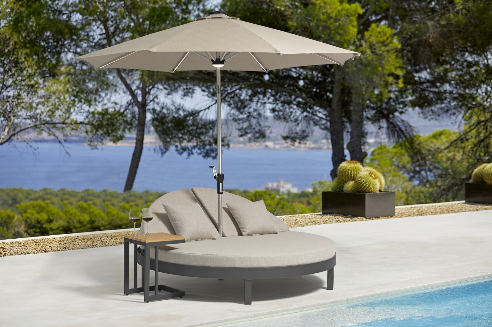 Daybeds Eleganz und Komfort für Ihren Garten